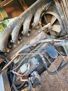 **STRIPPING** John Deere 2300