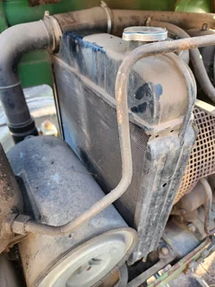 **STRIPPING** John Deere 2300