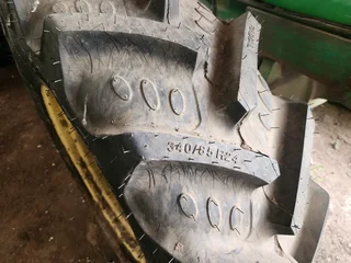 **STRIPPING** 2013 John Deere 6225 4x4