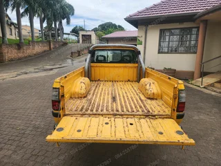 2002 Isuzu KB250D LE