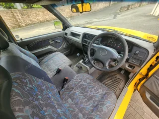 2002 Isuzu KB250D LE