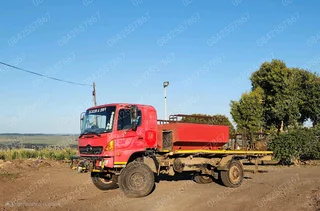 **STRIPPING** 2009 Hino 500 4 x 4