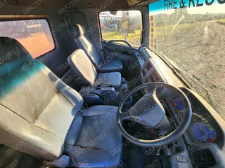 **STRIPPING** 2009 Hino 500 4 x 4