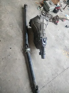 Isuzu KB220 Gearbox & Propshaft