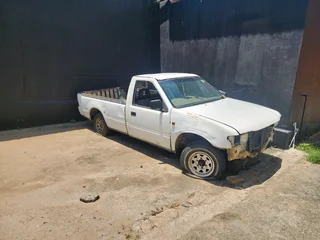 2003 Isuzu KB250D **Rolling Shell**