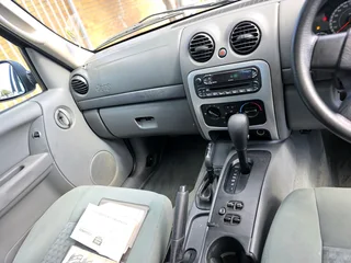 2006 Jeep Cherokee 3.7 V6 Automatic
