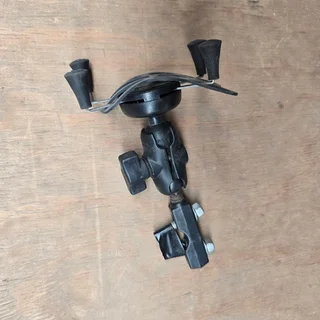 RAM Mount to fit bike handlebars