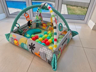 Bright Starts - 5-in-1 Activity Play Gym