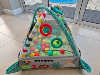 Bright Starts - 5-in-1 Activity Play Gym