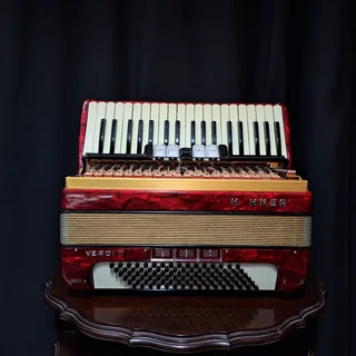 Hohner Verdi II 96 Bass Piano Accordion