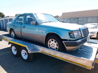 Mercedes Benz W124 230E Spares