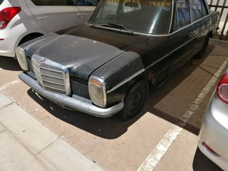 Mercedes Benz W115 220D Spares