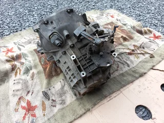 Volvo S40 2 L 5 Speed Manual Gearbox 2006