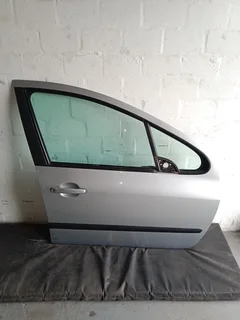 Peugeot 307 Front Driver Door 2006 -2008