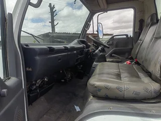 2007 ISUZU NQR500 (4 TON) WITH DROP SIDES BODY