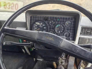 2006 TATA LPT15-18 (8 TON) WITH HOOK-LIFT