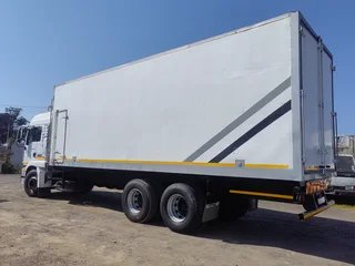 2008 MAN TGM25-280 6x2 (12 TON) WITH INSULATED FRIDGE BODY