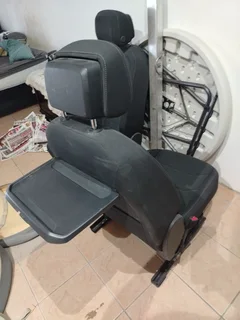 VW Tiguan Front Seats Only