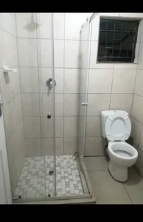 Bachelor Unit To Rent In Pinetown Nazareth Available