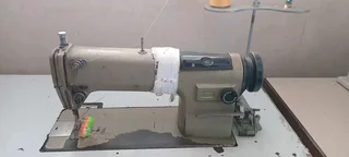 Industrial sewing machine