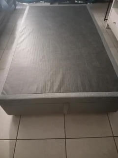Three-Quarter Bed Storage Base (Lift)