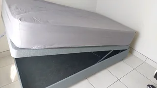 Three-Quarter Bed Storage Base (Lift)