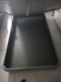 Three-Quarter Bed Storage Base (Lift)