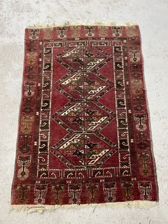 Persian rug 110x55 cm