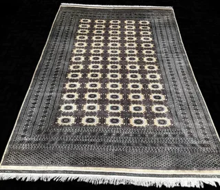 Persian Rug- Karachi 380x300 cm