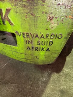 Clarke gas Forklift does not start it tries to start selling as is R17000 u fix