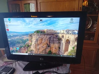 Lg tv 32inch tv only 1000