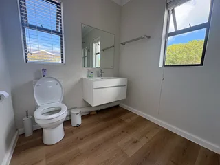 Garden cottage. Fully furnished - 11 months