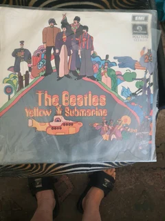 The beatles yellow submarine L/P vinyl
