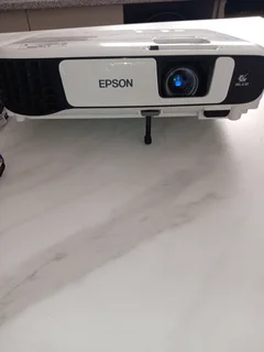Epson Eb-x49 Projector without remote