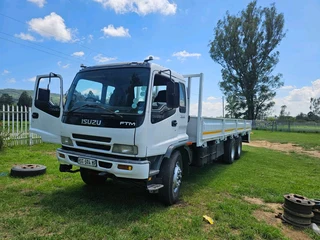 Isuzu FTM 8.5m Loadbin 2006 Model
