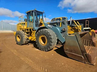Bell Front End Loader 2008