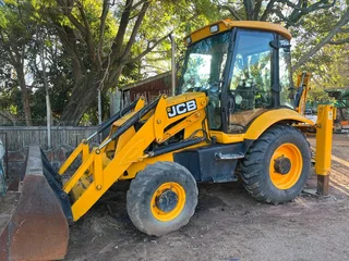 JCB 3CX Tlb 2003