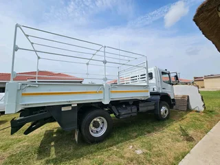 Mercedes Trok met 3 Bakke