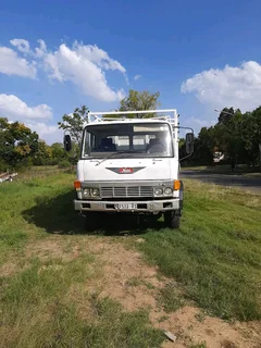 Hino 14-177 Truck