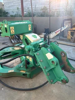 Grapple Saw Attachment for Tree Felling
