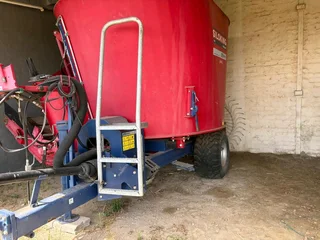 Siloking 8 Cube Voermenger