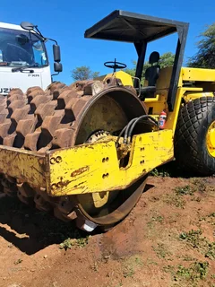 Bomag BW 212 Smooth Drum Roller