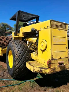 Bomag BW 212 Smooth Drum Roller
