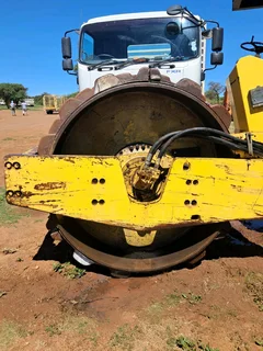 Bomag BW 212 Smooth Drum Roller