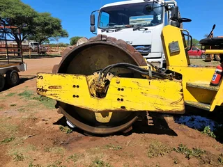 Bomag BW 212 Smooth Drum Roller