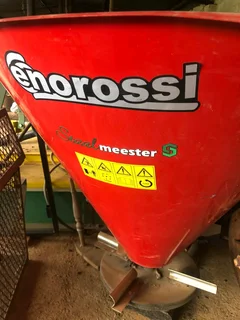 Enorossi Staalmeester Kalkstrooier