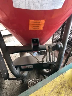 Enorossi Staalmeester Kalkstrooier