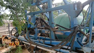 Gifspuit 16m Boom 2000L