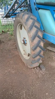 Gifspuit 16m Boom 2000L