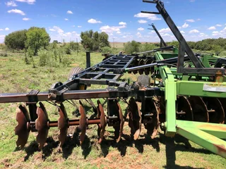 Yellow Line Offset Disc 8m